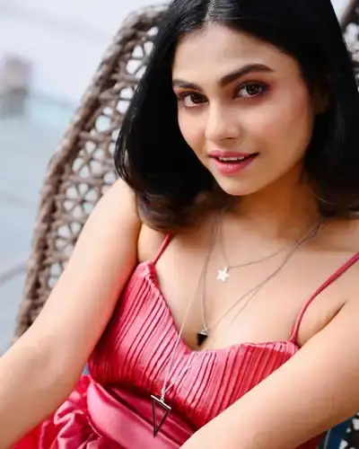 Call Girls Service in Siwana